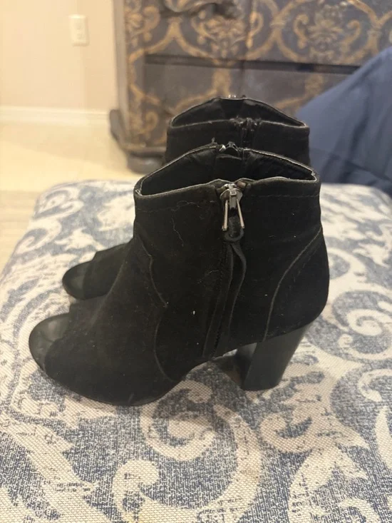 XOXO Black Suede Peep-Toe Ankle Booties with Side Tassel Zip - Picture 3 of 4